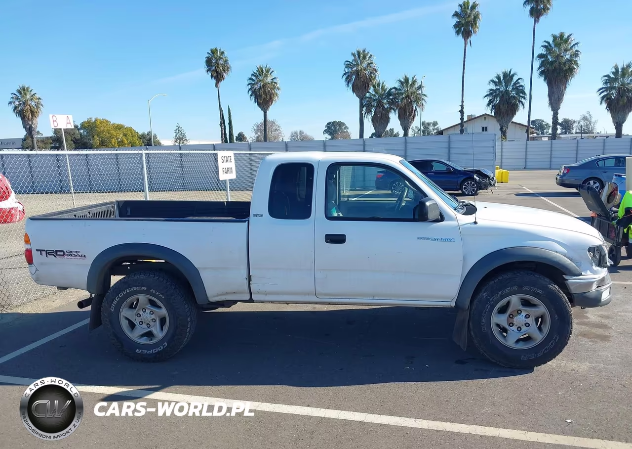 2002 Toyota Tacoma Base V6 VIN:5TEWN72N22Z082412 - 12