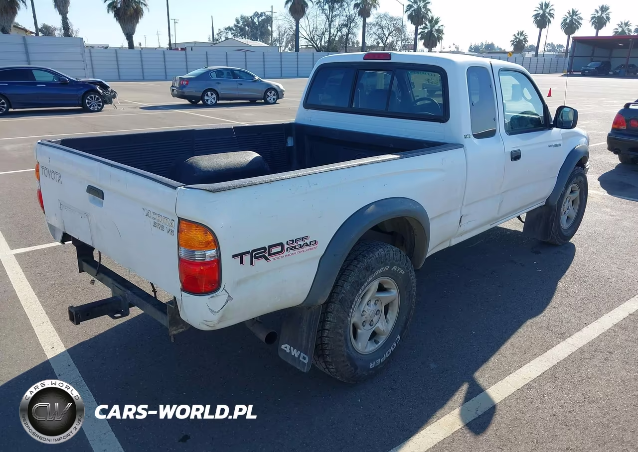 2002 Toyota Tacoma Base V6 VIN:5TEWN72N22Z082412 - 4