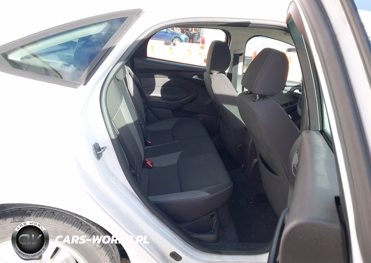 2013 Ford Focus Se VIN:1FADP3F24DL190676 - 8