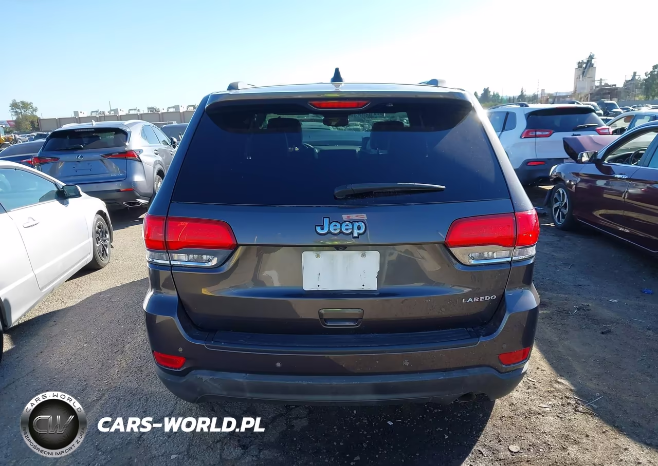 2017 Jeep Grand Cherokee Laredo 4X2 VIN:1C4RJEAG3HC678779 - 16
