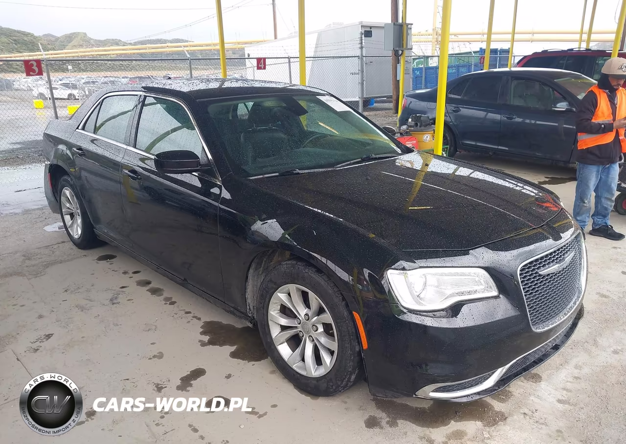 2016 Chrysler 300 Limited