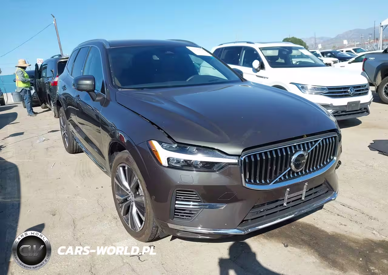 2022 Volvo Xc60 Recharge Plug-In Hybrid T8 Inscription Expression Extended Range