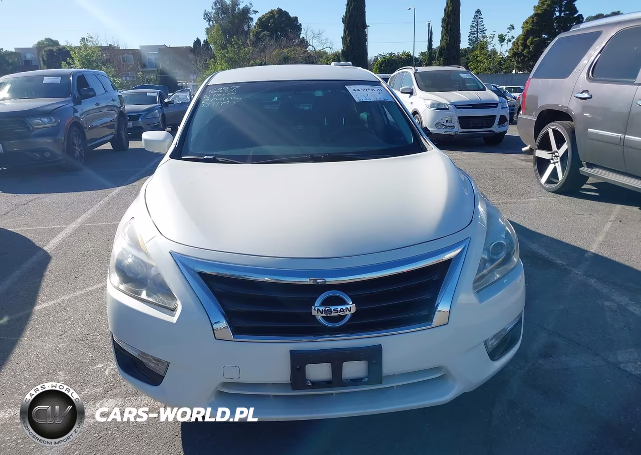 2013 Nissan Altima 2.5 S VIN:1N4AL3AP1DN550928 - 12