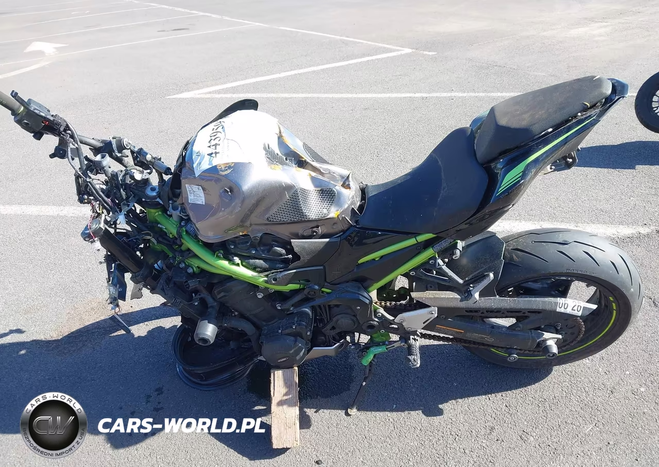 2020 Kawasaki Zr900 F VIN:ML5ZRDF18LDA40177 - 13
