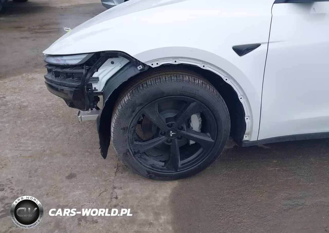 2026 Tesla Model Y Premium Rear-Wheel Drive-Standard Rear-Wheel Drive VIN:7SAYGDED3TA454363 - 14
