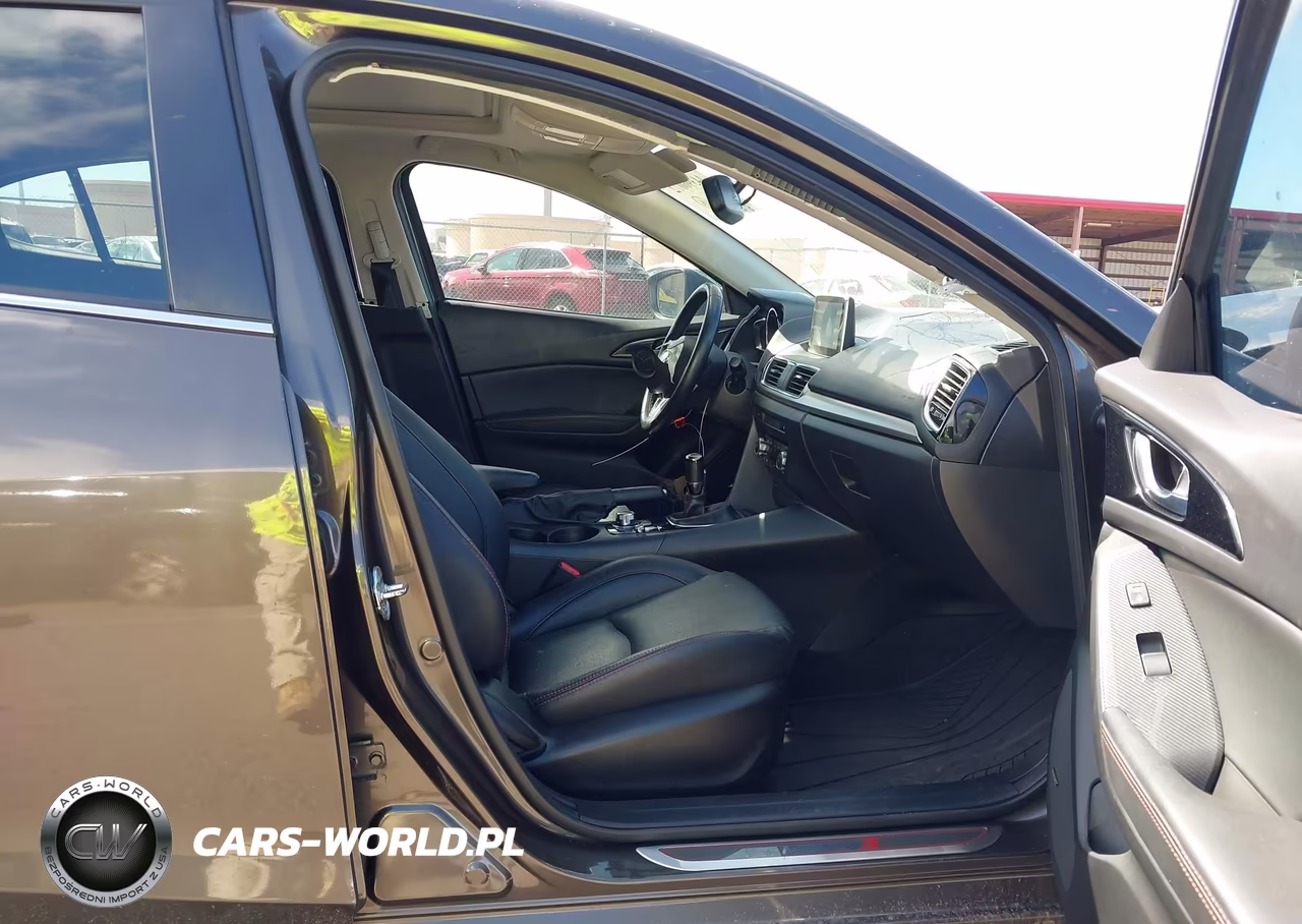 2016 Mazda Mazda3 S Grand Touring VIN:JM1BM1N30G1355521 - 5