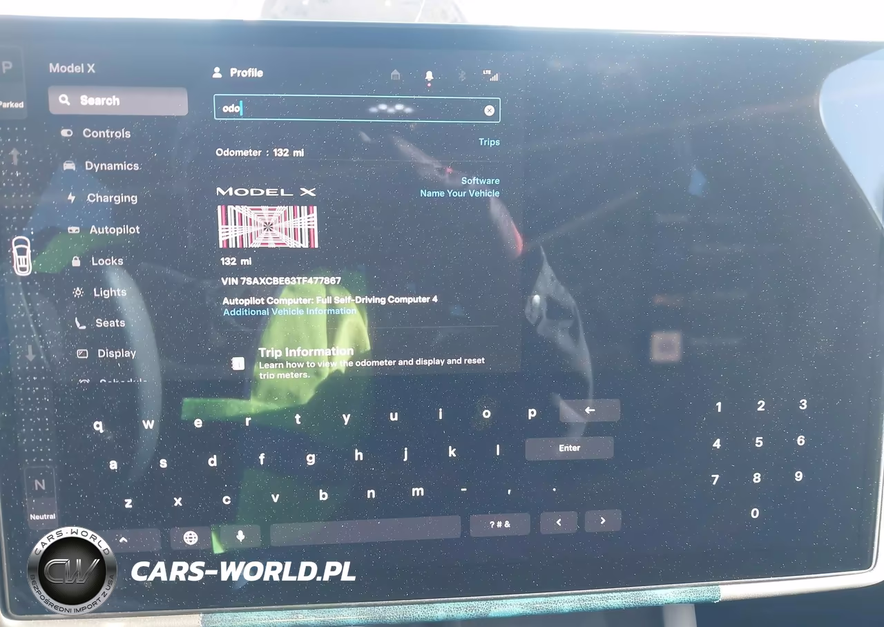 2026 Tesla Model X Plaid VIN:7SAXCBE63TF477867 - 17
