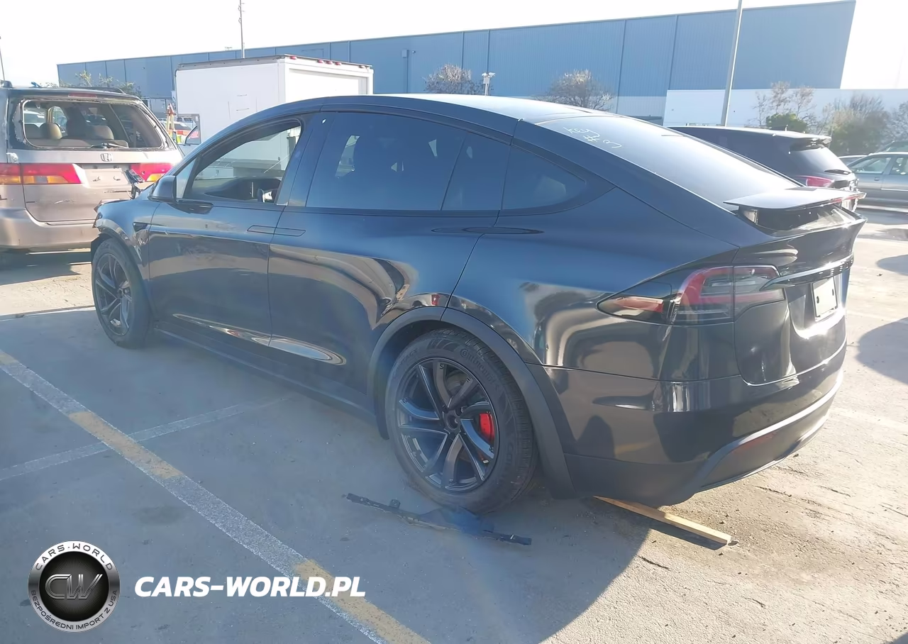 2026 Tesla Model X Plaid VIN:7SAXCBE63TF477867 - 3