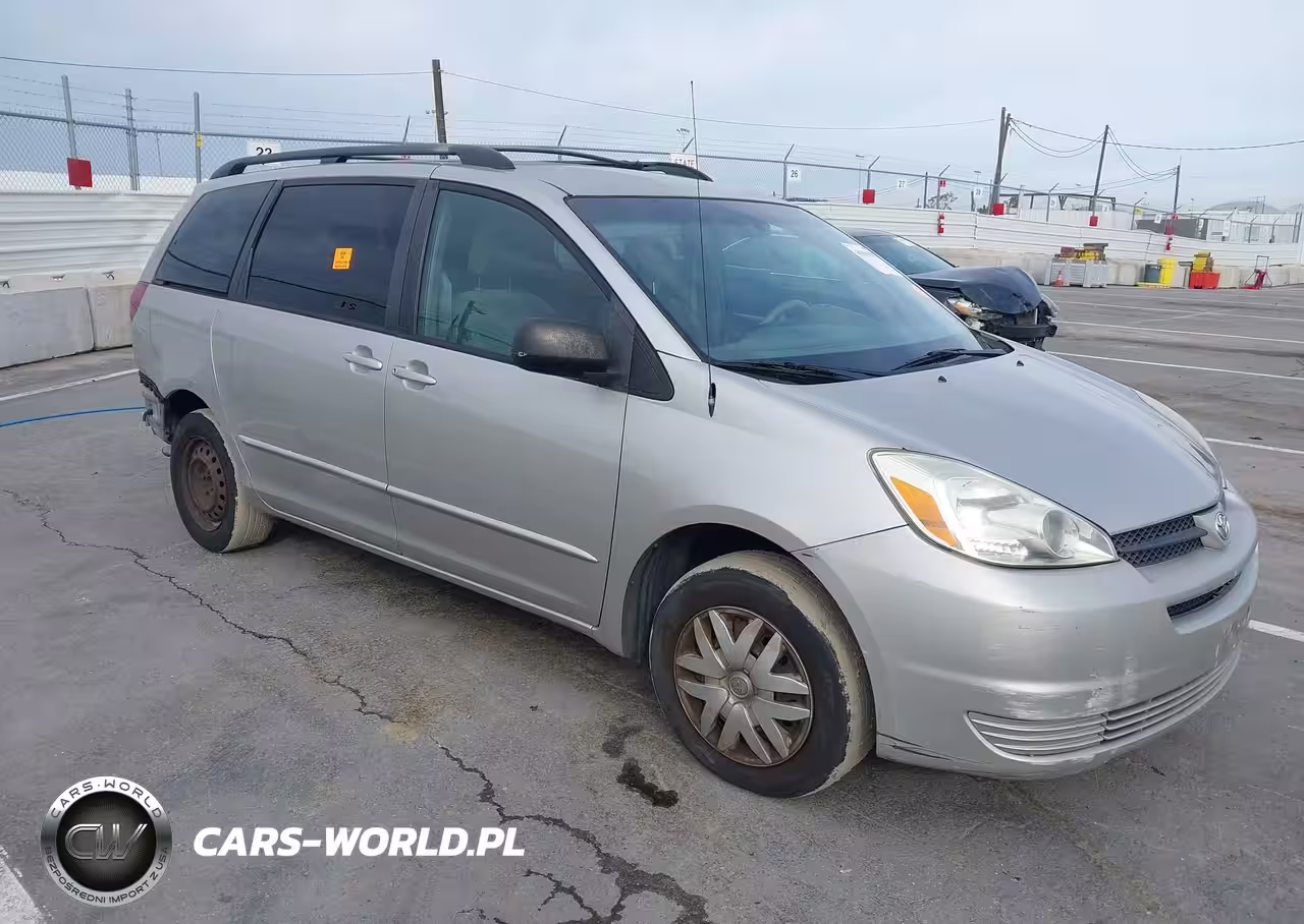 2005 Toyota Sienna Le