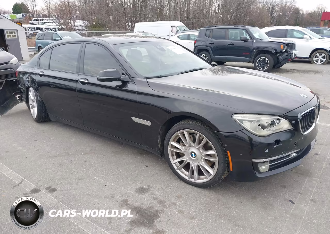 2013 BMW 750Li