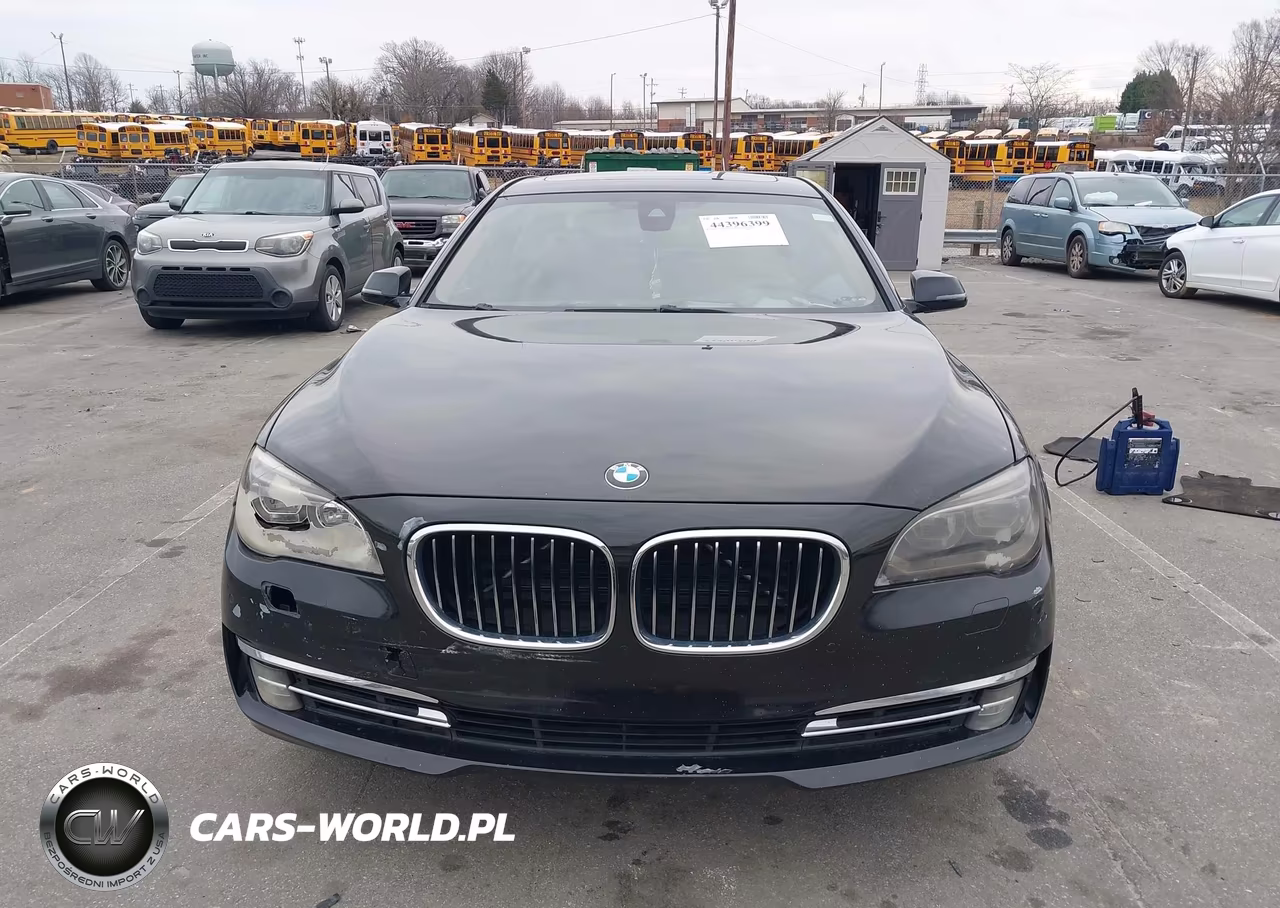 2013 BMW 750Li VIN:WBAYE8C52DD131825 - 12