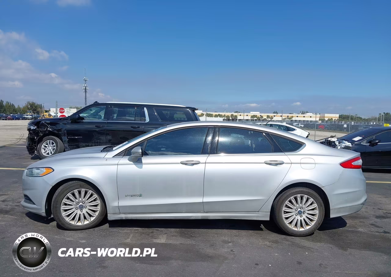 2015 Ford Fusion Hybrid Se VIN:3FA6P0LU3FR288714 - 14