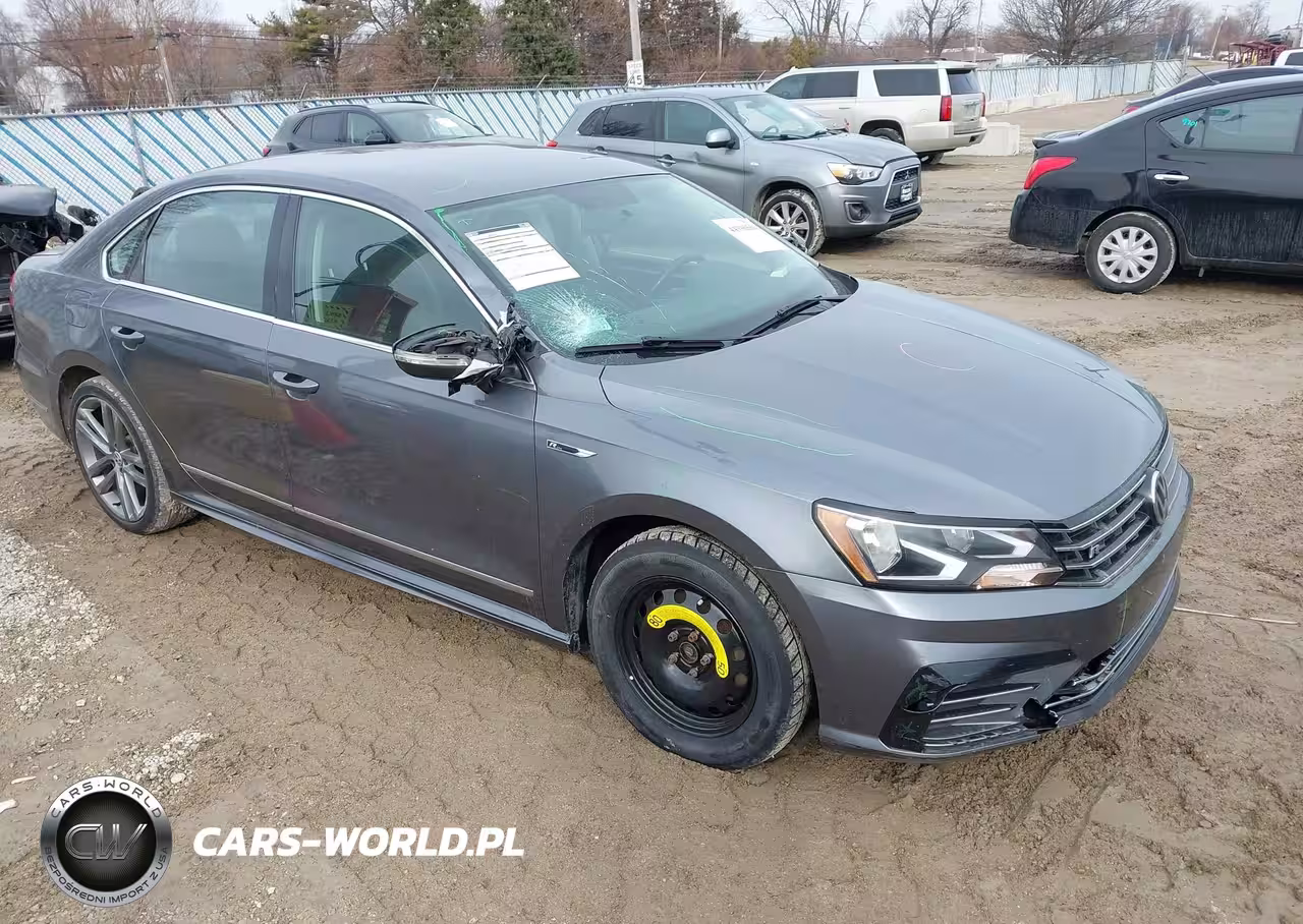 2017 Volkswagen Passat 1.8T R-Line