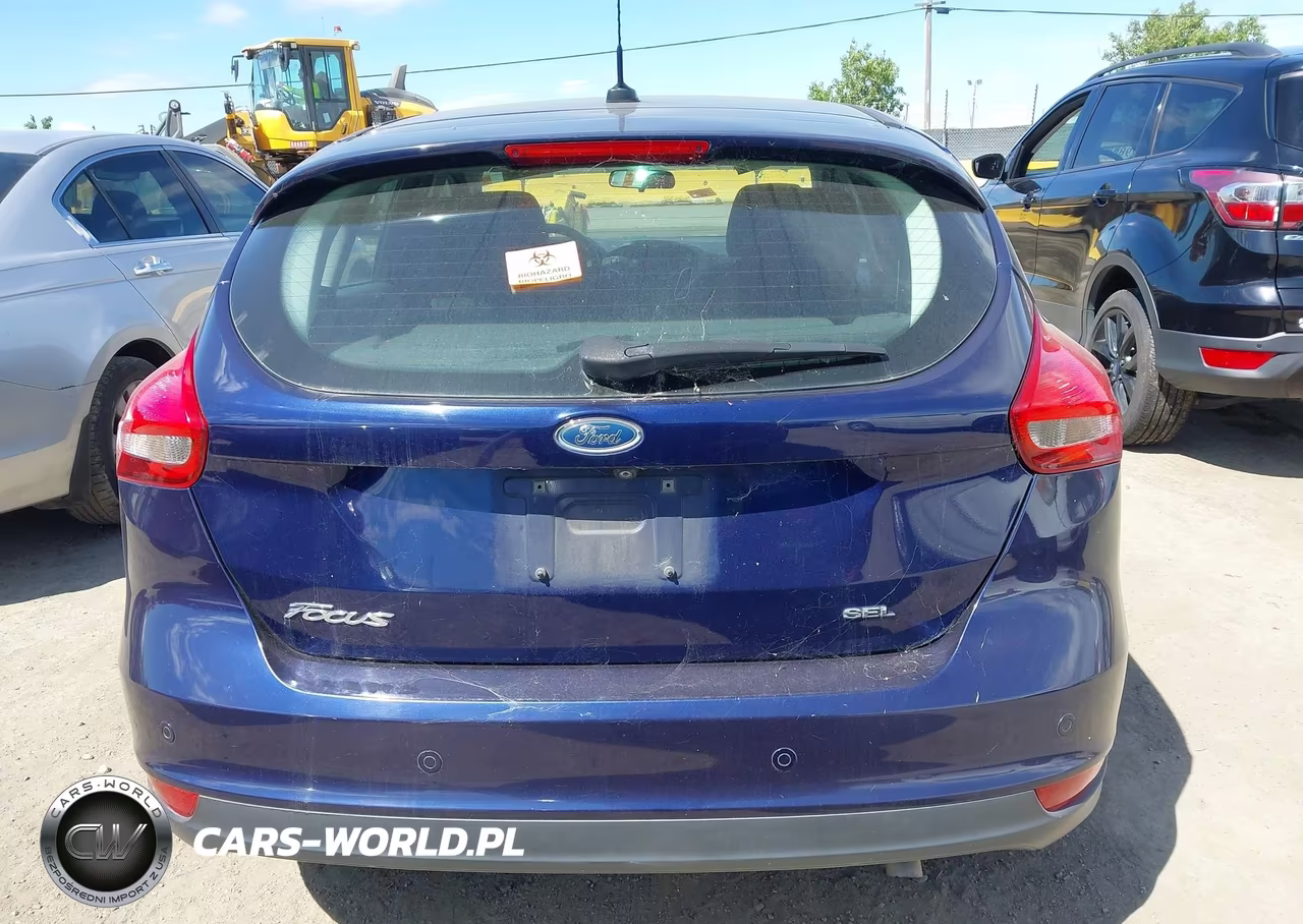 2017 Ford Focus Sel VIN:1FADP3M2XHL211524 - 16