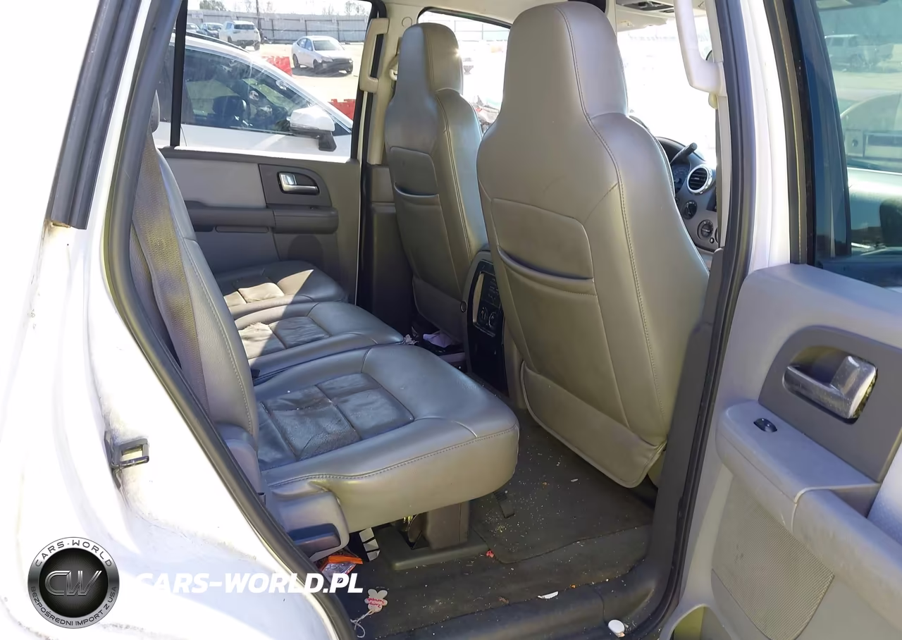 2004 Ford Expedition Xlt VIN:1FMPU16W94LB44764 - 8