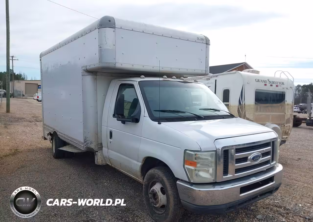 2008 Ford E-450 Cutaway