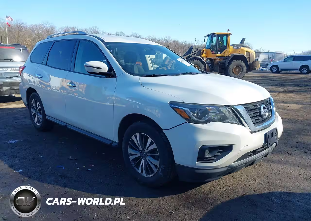 2017 Nissan Pathfinder Sv
