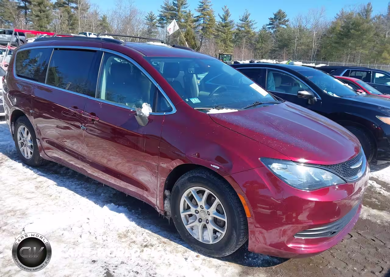 2020 Chrysler Voyager Lxi