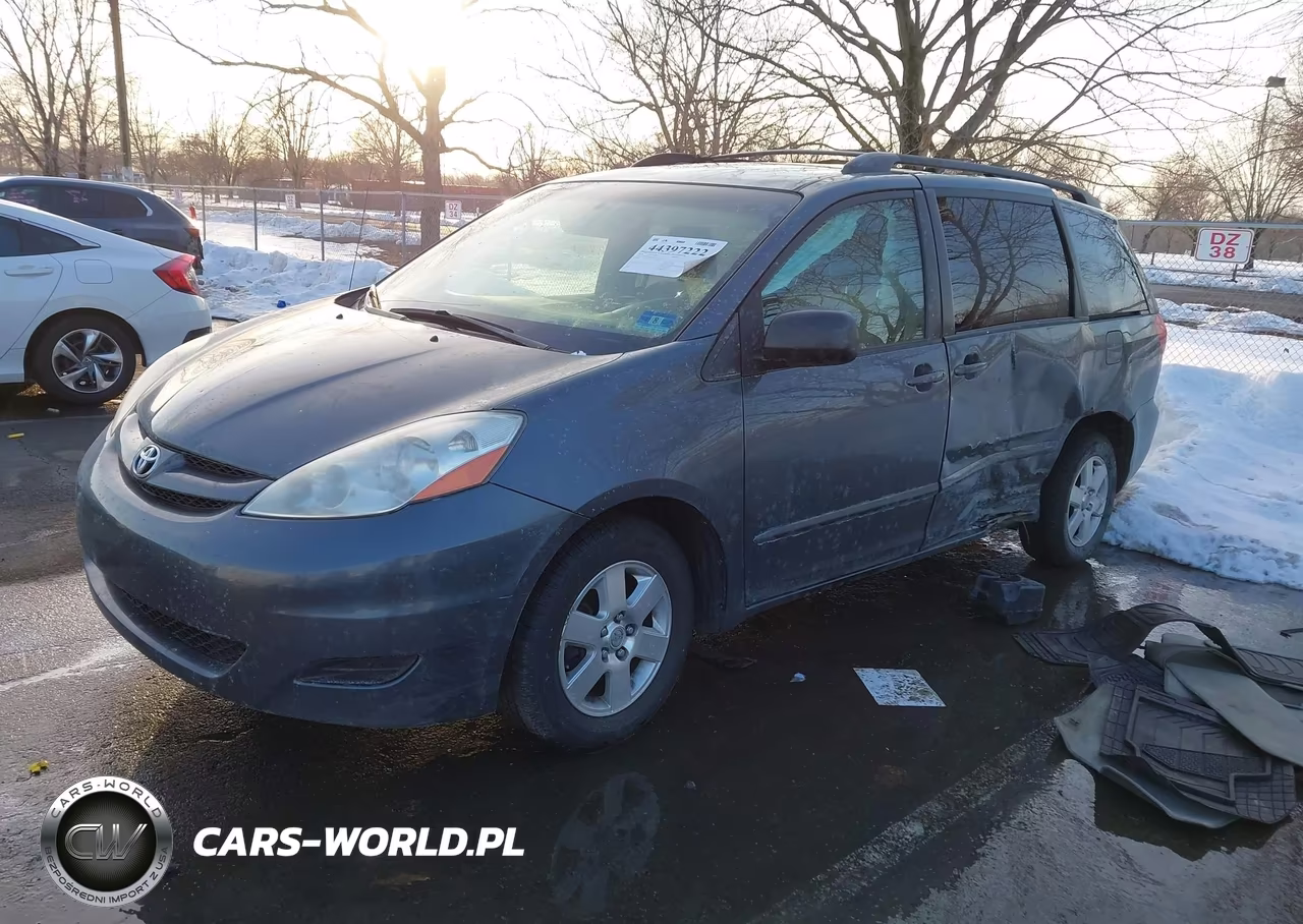 2010 Toyota Sienna Le VIN:5TDKK4CC3AS313235 - 2