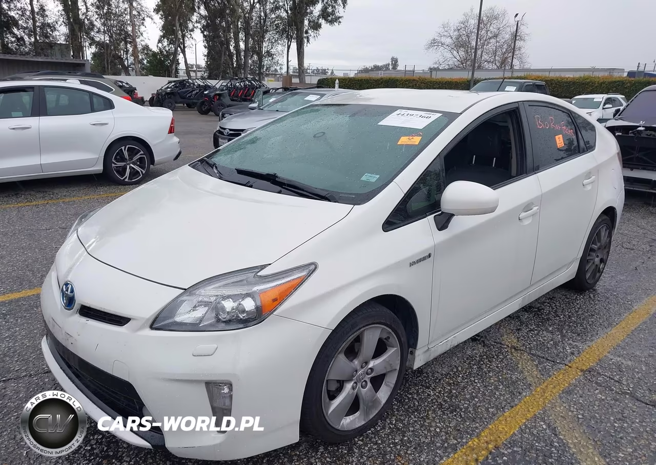 2013 Toyota Prius Five VIN:JTDKN3DU8D1696700 - 2