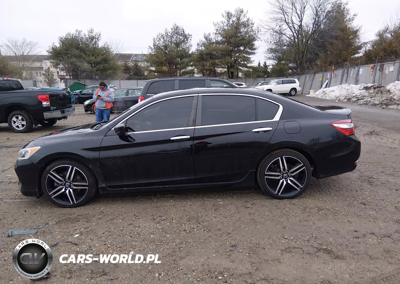 2016 Honda Accord Sport VIN:1HGCR2F56GA230519 - 14