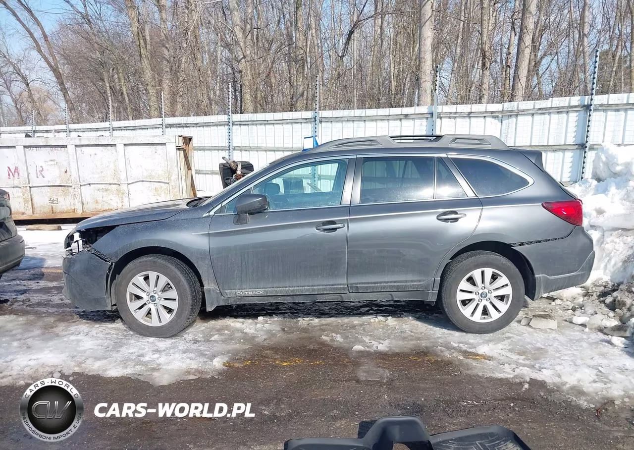 2018 Subaru Outback 2.5I Premium VIN:4S4BSACC3J3348580 - 15