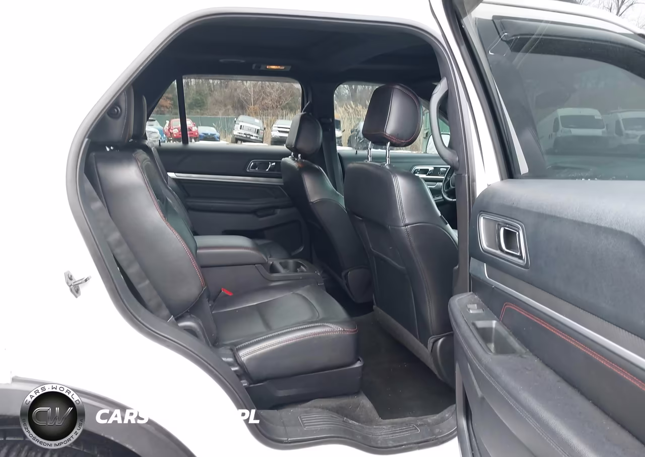 2016 Ford Explorer Sport VIN:1FM5K8GT7GGC28525 - 8
