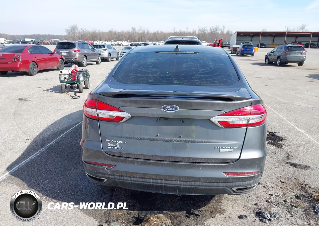 2020 Ford Fusion Titanium VIN:3FA6P0D90LR118316 - 17