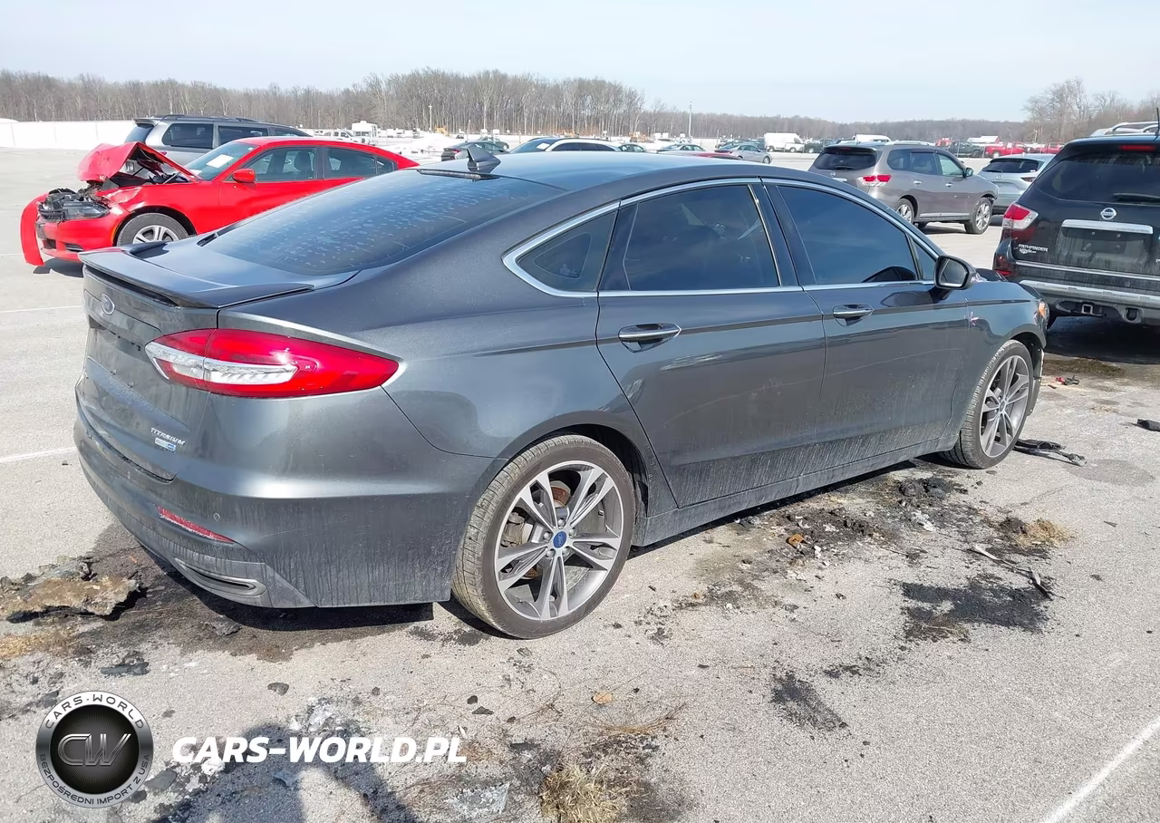 2020 Ford Fusion Titanium VIN:3FA6P0D90LR118316 - 4