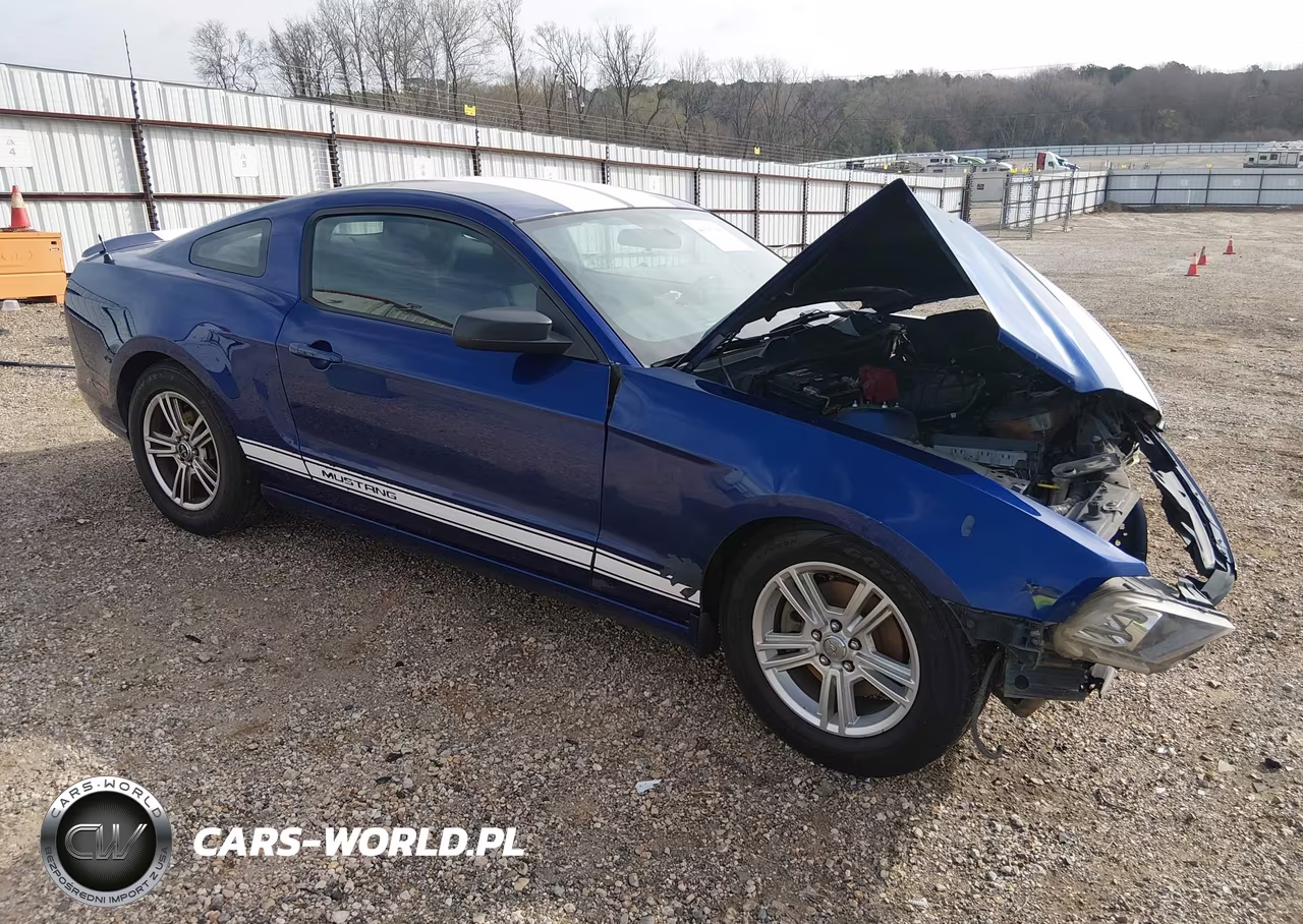 2013 Ford Mustang V6