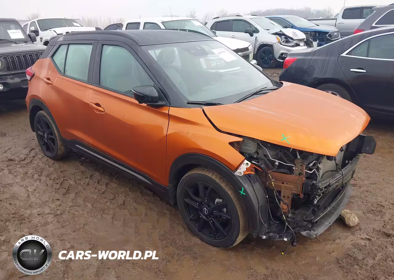 2023 Nissan Kicks Sr Xtronic Cvt