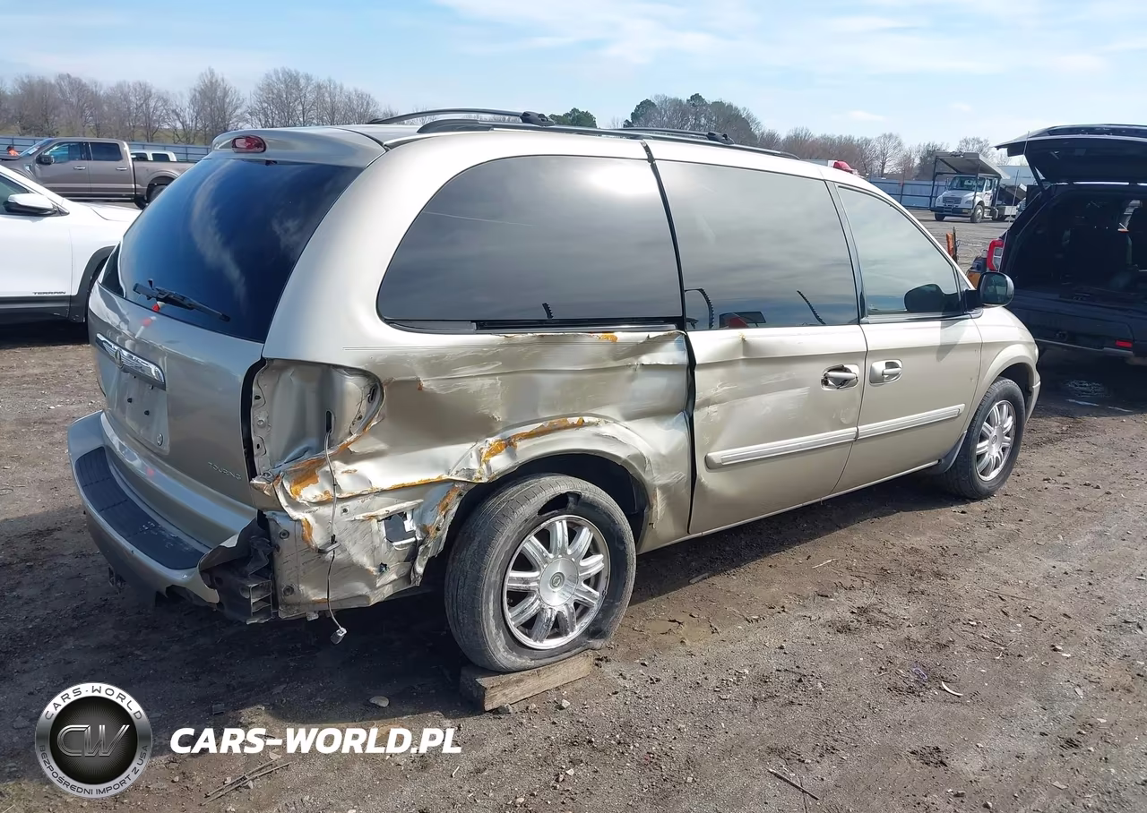 2006 Chrysler Town & Country Touring VIN:2A4GP54L46R862190 - 4
