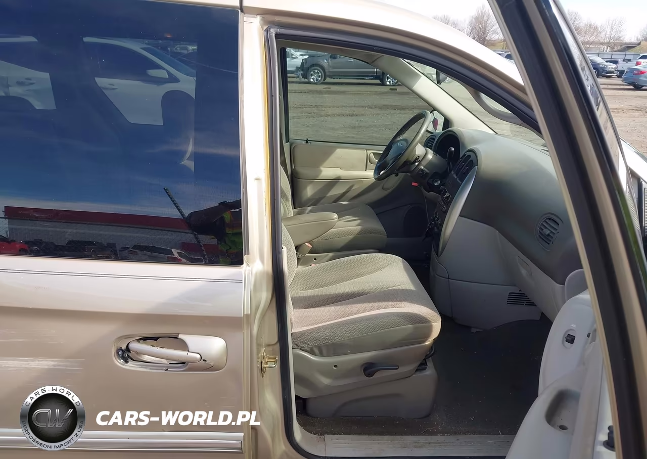 2006 Chrysler Town & Country Touring VIN:2A4GP54L46R862190 - 5