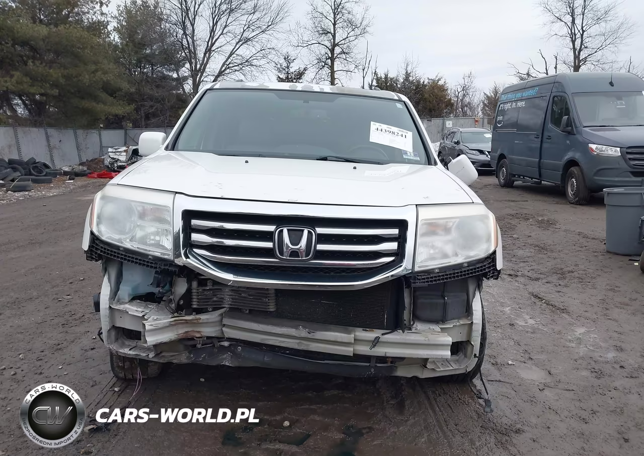2015 Honda Pilot Touring VIN:5FNYF4H94FB046128 - 13