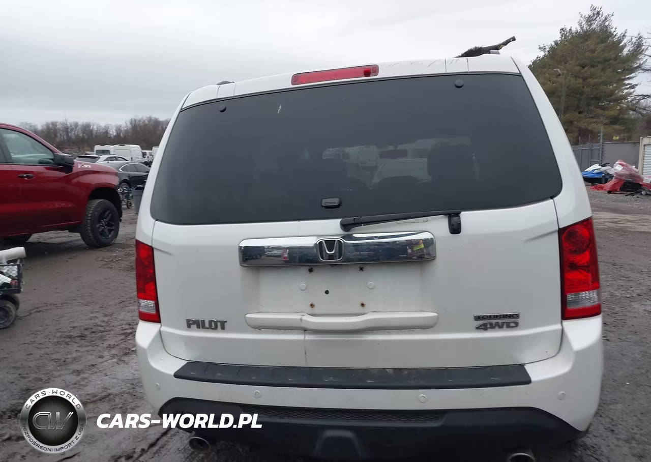 2015 Honda Pilot Touring VIN:5FNYF4H94FB046128 - 17