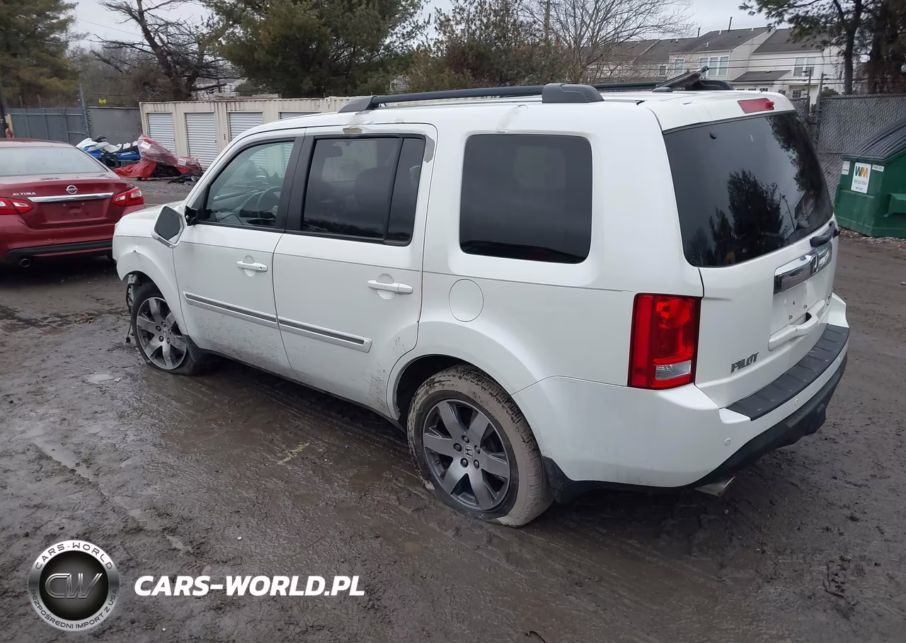 2015 Honda Pilot Touring VIN:5FNYF4H94FB046128 - 3