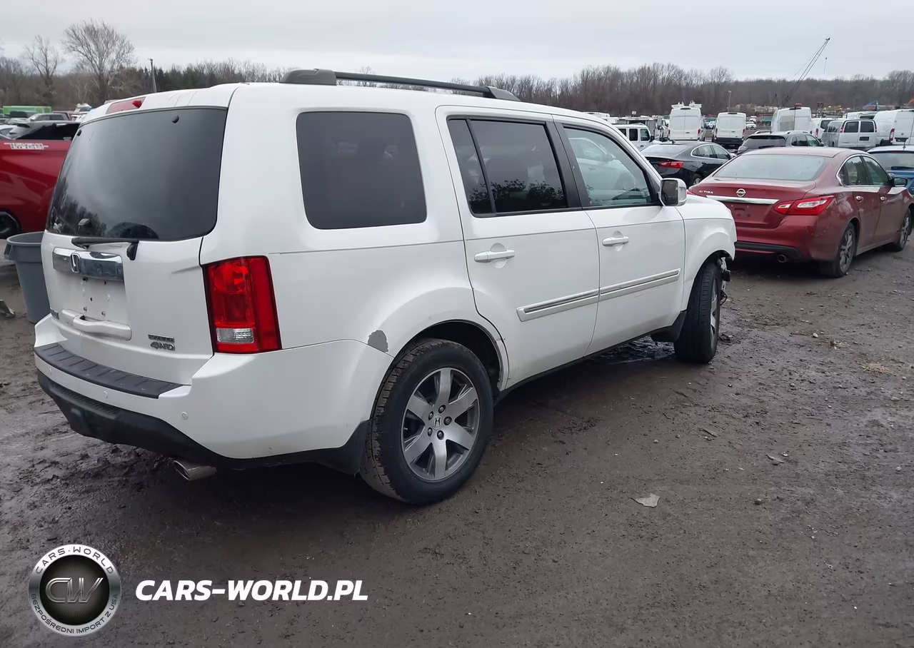 2015 Honda Pilot Touring VIN:5FNYF4H94FB046128 - 4