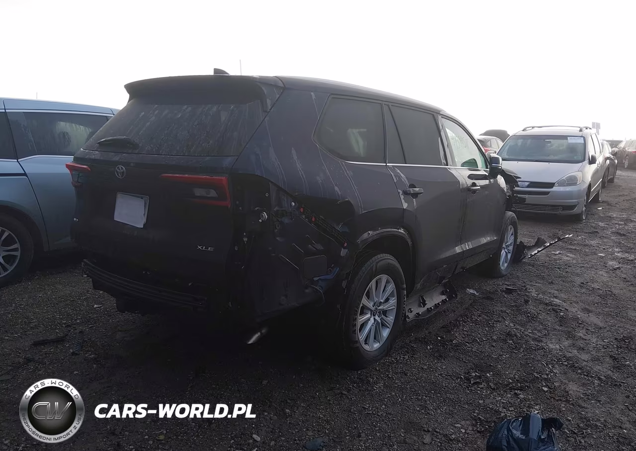 2024 Toyota Grand Highlander Xle VIN:5TDAAAB53RS063359 - 4