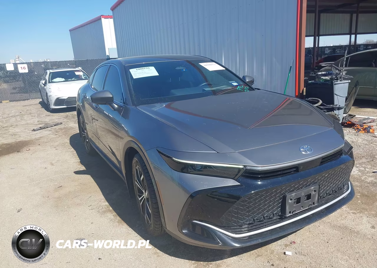 2024 Toyota Crown Xle