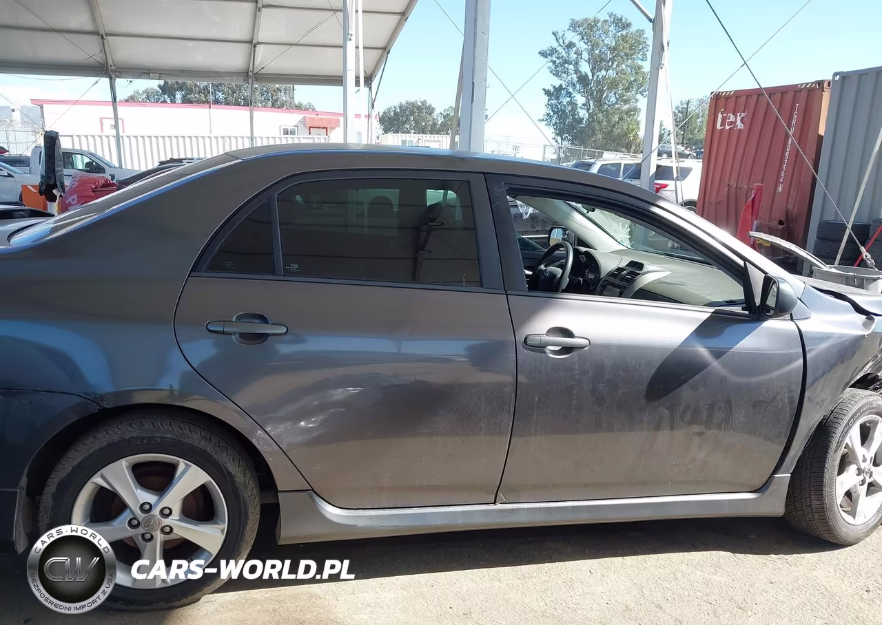 2013 Toyota Corolla S VIN:5YFBU4EE2DP205890 - 13