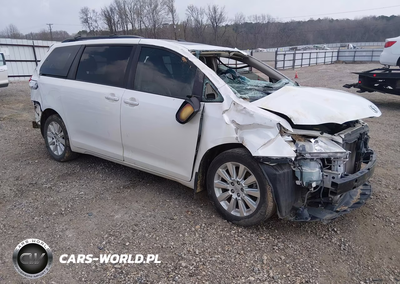 2011 Toyota Sienna Limited V6