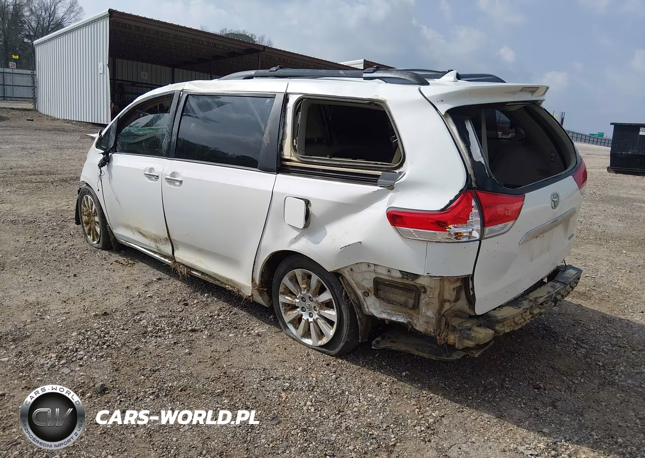 2011 Toyota Sienna Limited V6 VIN:5TDYK3DC1BS159998 - 3