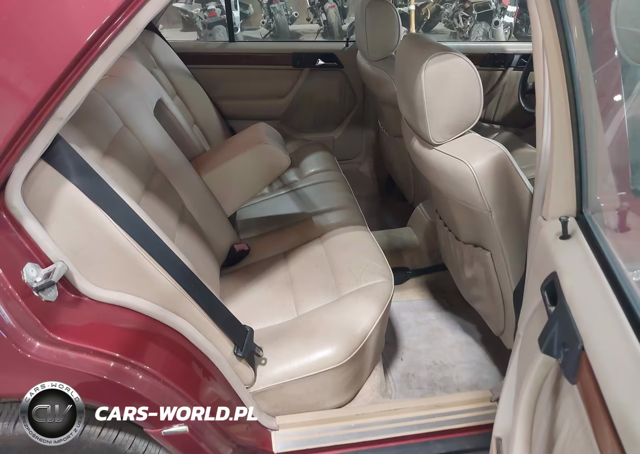 1995 Mercedes-Benz E 320 Base-320 Special VIN:WDBEA32E8SC168207 - 8