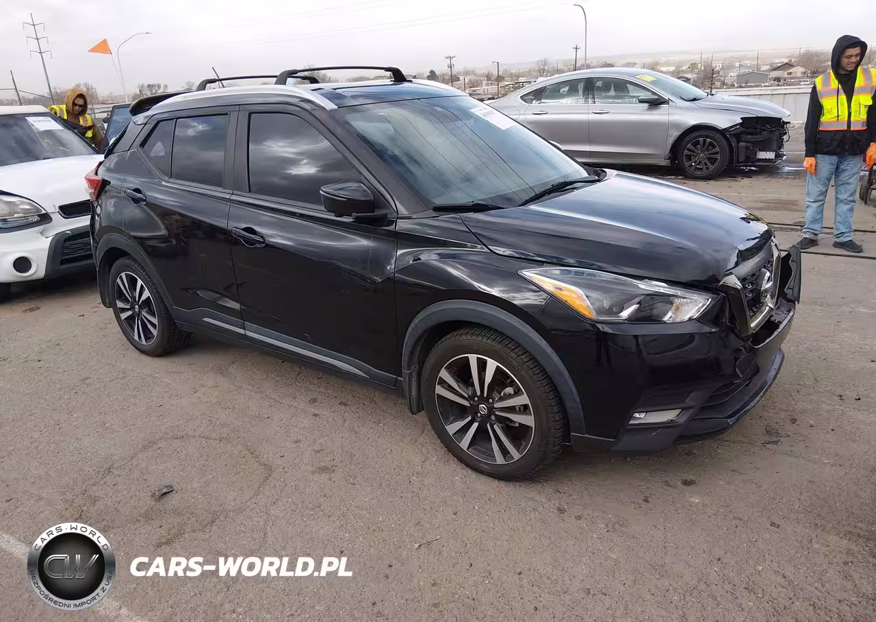 2020 Nissan Kicks Sr Xtronic Cvt