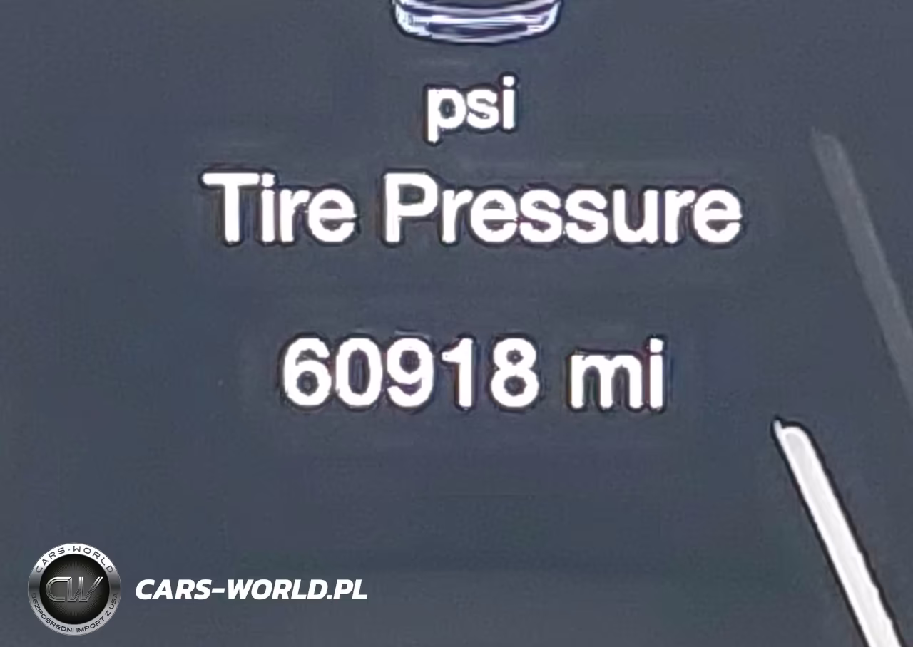 2018 Jeep Grand Cherokee Trackhawk 4X4 VIN:1C4RJFN97JC316400 - 15