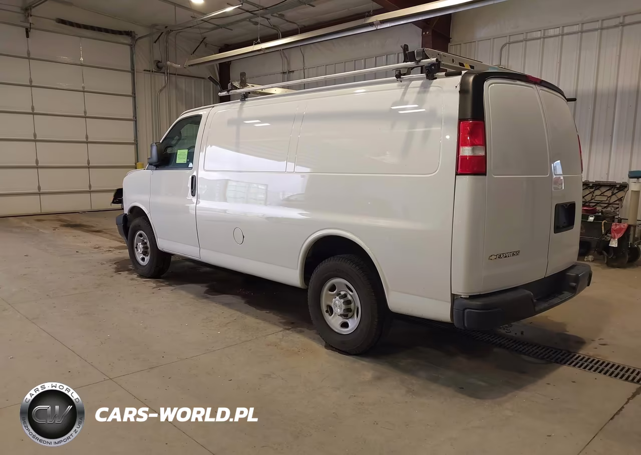 2020 Chevrolet Express Cargo Rwd 2500 Regular Wheelbase Wt VIN:1GCWGAFG3L1270046 - 3