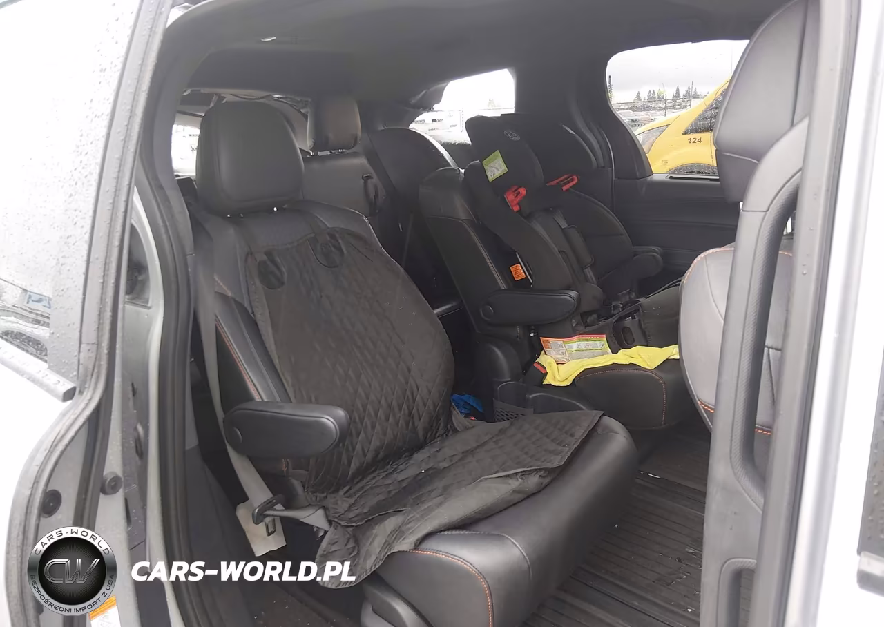 2023 Toyota Sienna Xse VIN:5TDDSKFC8PS102811 - 8