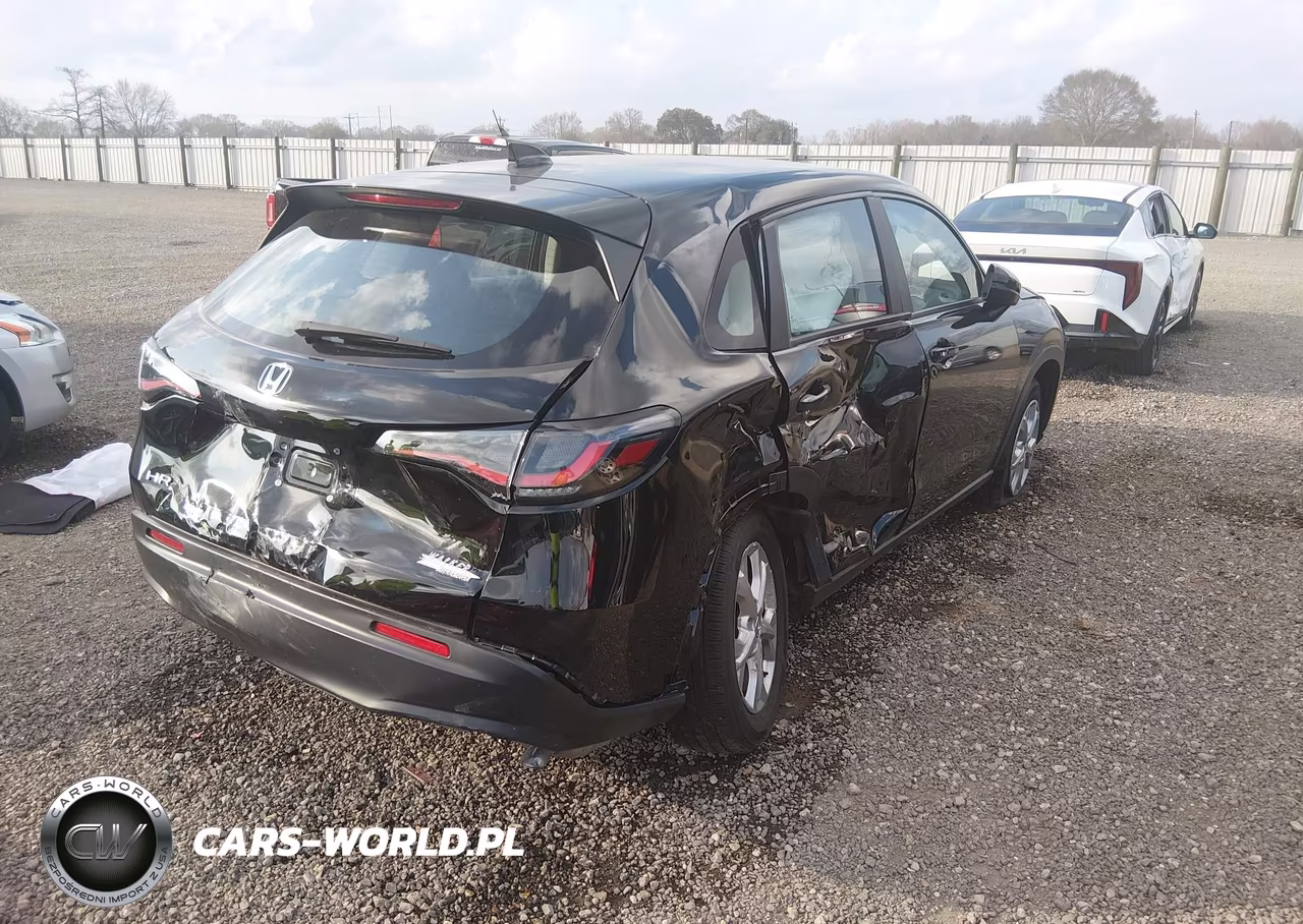 2025 Honda Hr-V 2Wd Lx VIN:3CZRZ1H32SM744940 - 4