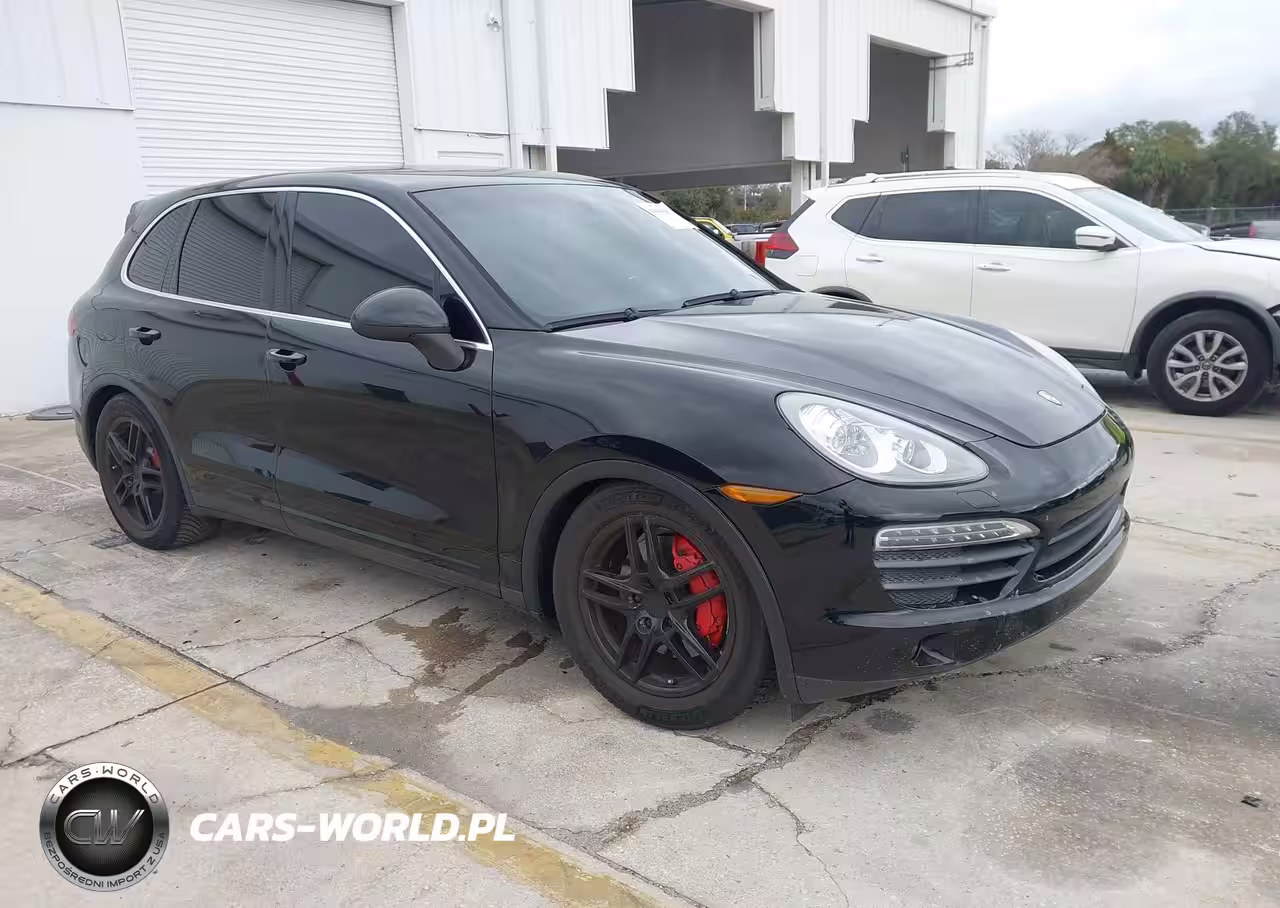 2013 Porsche Cayenne S