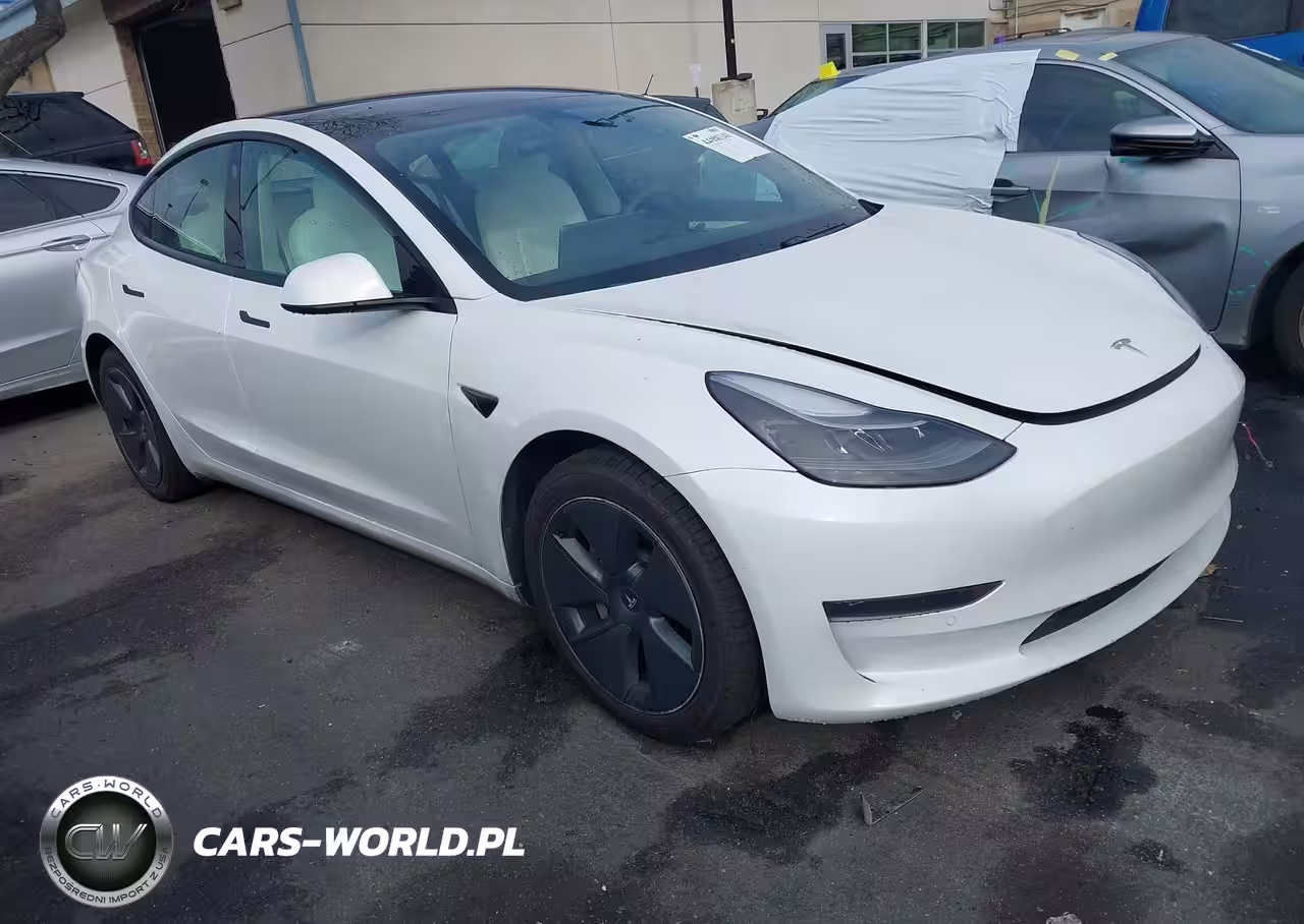 2021 Tesla Model 3 Standard Range Plus Rear-Wheel Drive